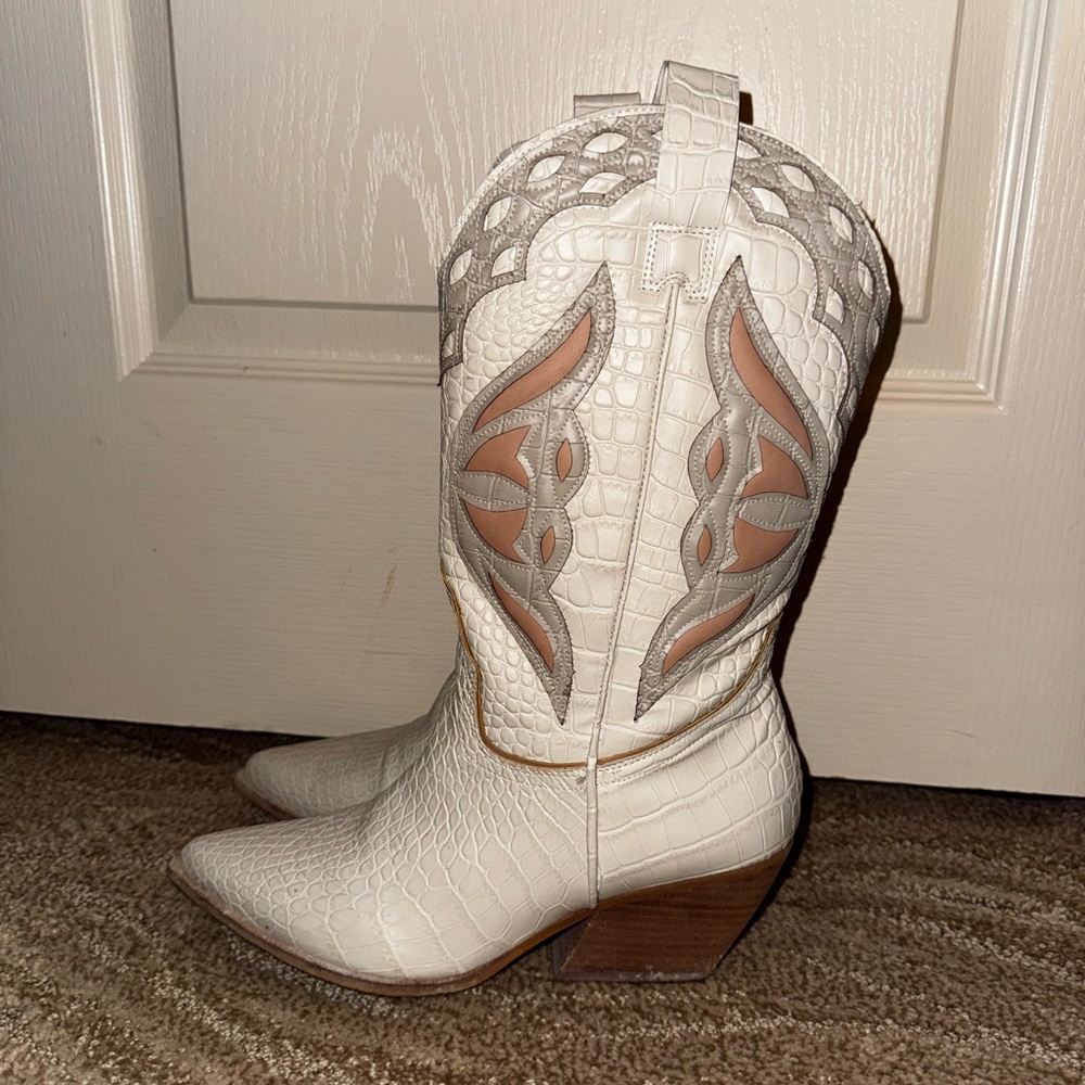 Wynter cowgirl boots